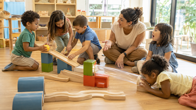 EDUCAÇÃO INFANTIL: INTERAÇÕES, JOGOS E DESCOBERTAS